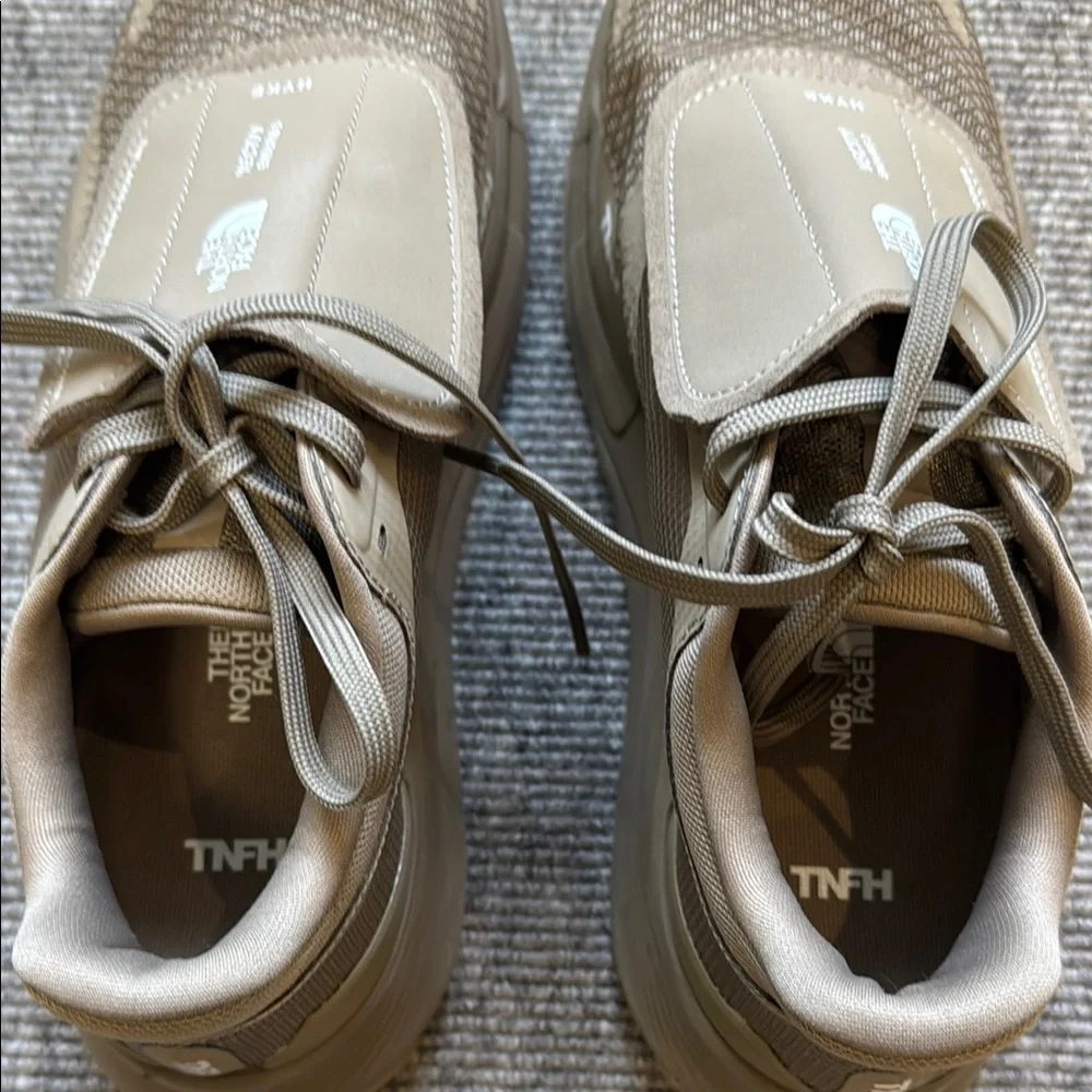 THE NORTH FACE x HYKE Vectiv Enduris III unisex 9 (men’s 8, women’s 9.5)
